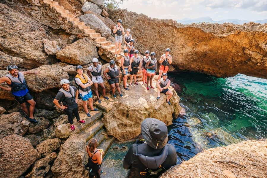 Mallorca: Kayaking, Sea Cave, Cliff Jumping & Snorkel Tour - How the guides shape the day