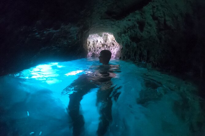 Mallorca: Kayaking, Sea Cave, Cliff Jumping & Snorkel Tour - Starting with the yellow Fun-Bus