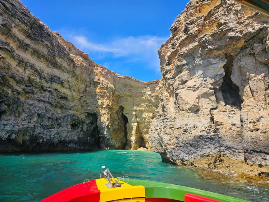 Malta: Blue Lagoon, Caves & around Comino Private Speedboat - Cominotto Reef and the ride between stops