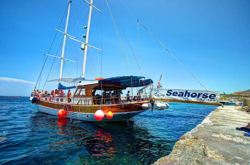 Malta: Comino, Santa Maria Bay, Blue Lagoon & Sea Caves Tour - Why this boat trip works so well