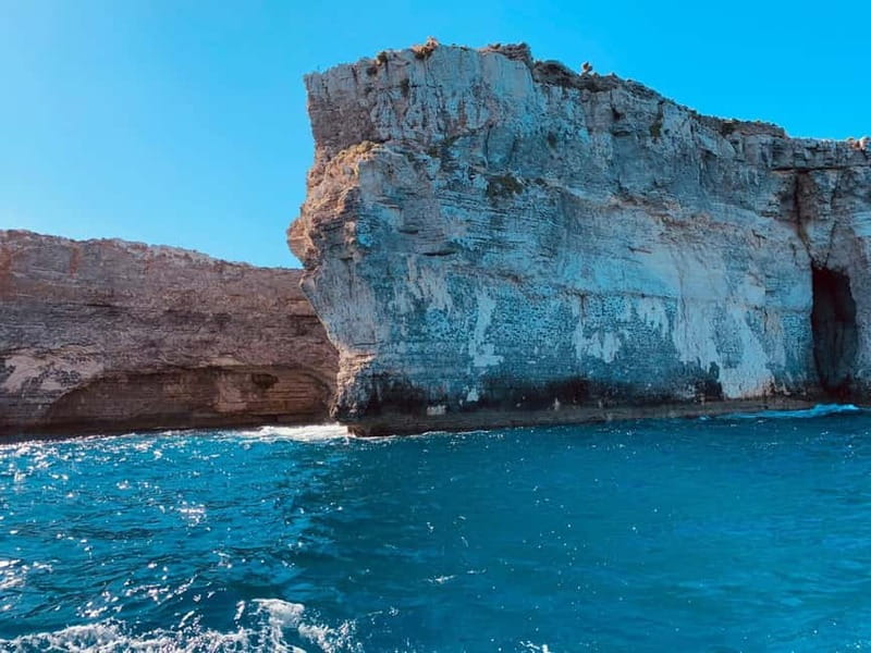 Mellieha: 1:00pm Speedboat round Comino Caves 2h Blue Lagoon - How the price compares with the experience