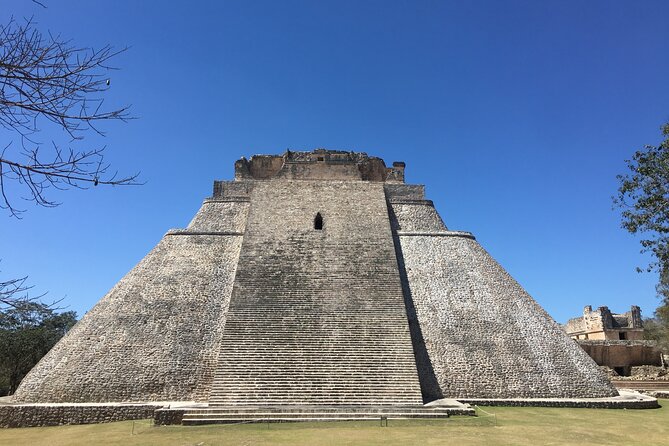 Merida : Guided tour of Uxmal, Kabah and Cenote with Lunch - Lunch and the rhythm of the day