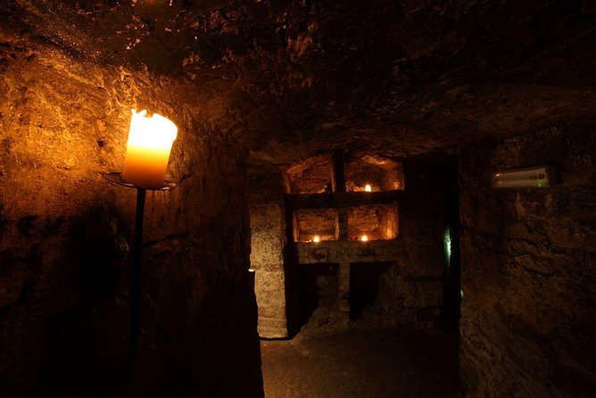 Multi-Sensory Haunted Underground Vaults Tour in Edinburgh - The Old Town walk: murder, poverty, and unsettling tales