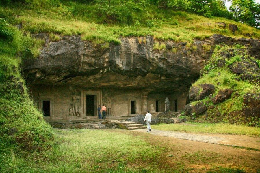 Mumbai: Elephanta Caves Half-Day Guided Tour with Expert - Why Elephanta makes a good Mumbai day trip