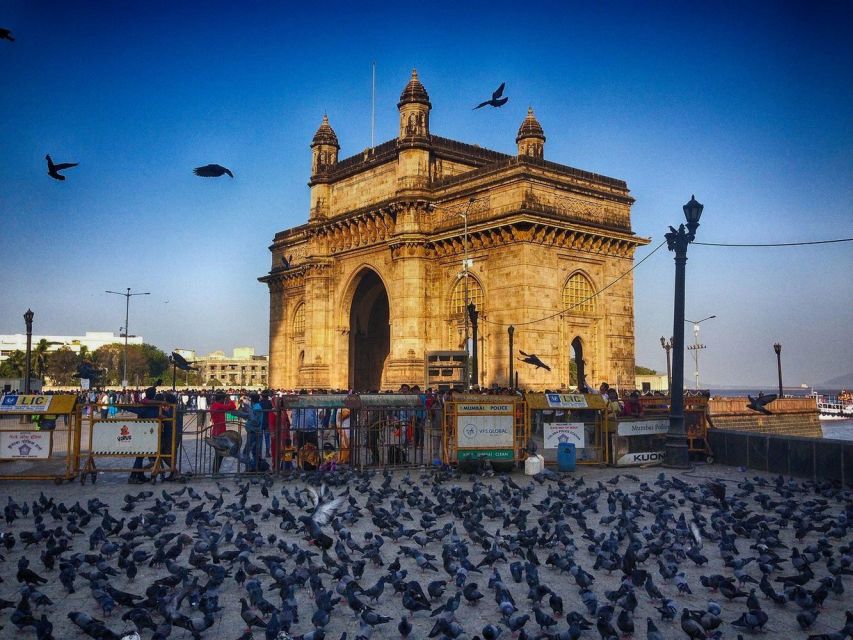 Mumbai: Elephanta Caves Half-Day Guided Tour with Expert - The ferry from Mumbai takes about an hour