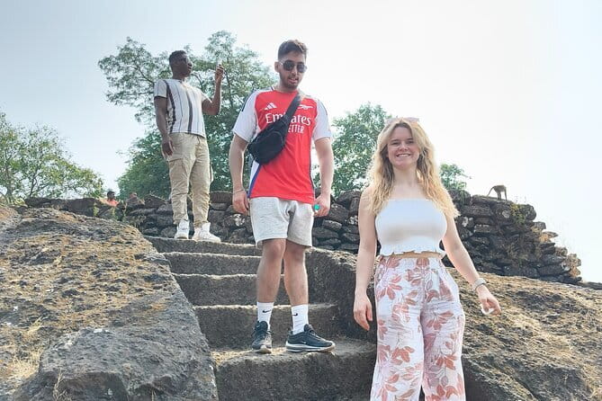 Mumbai Kanheri Caves & Golden Pagoda – A Buddhist Settlement - Walking into the Buddhist cave complex