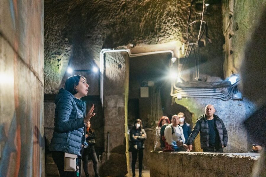 Naples: Naples Underground Entry Ticket and Guided Tour - Finding the entrance beside San Paolo Maggiore