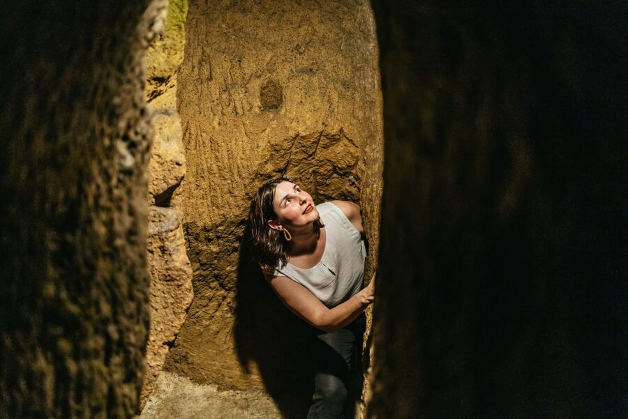 Naples: Spanish Quarters Underground Guided Tour - From Greek transformations to wartime shelter