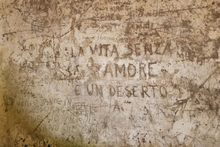 Naples: Spanish Quarters Underground Guided Tour - Is $17 good value for Naples?
