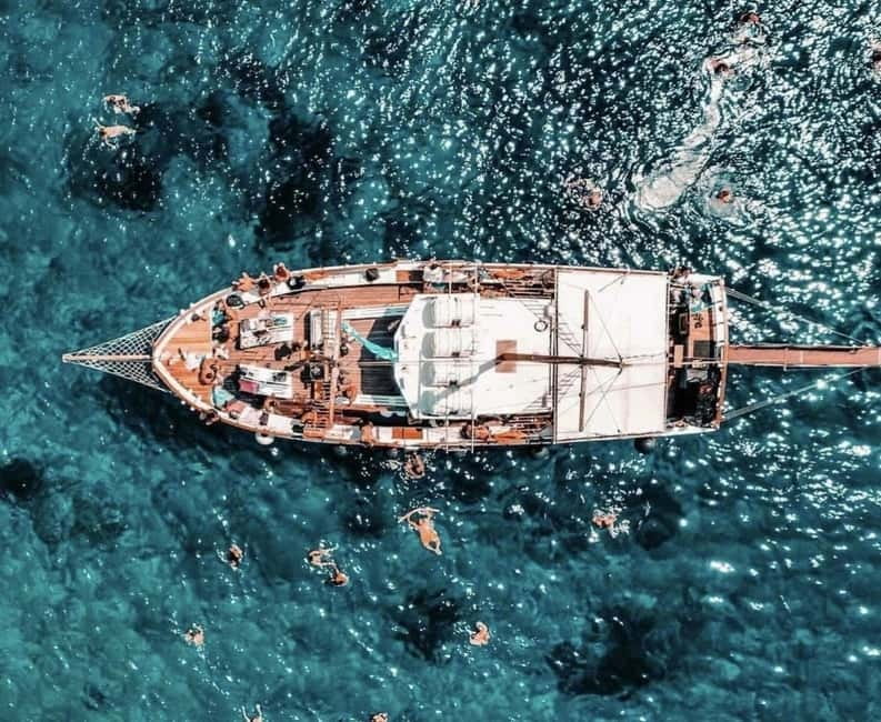 Naxos: Rina Cave-Koufonisi Cruise & Rina Cave Swim with BBQ - Leaving Agia Anna at 9:30