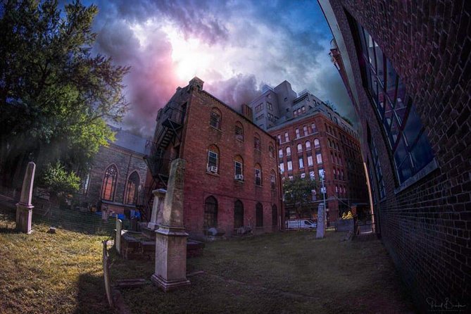 New York Catacombs by Candlelight - What happens during the 90-minute tour
