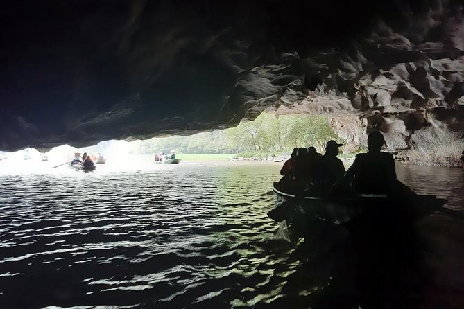 Ninh Binh Full-Day Tour from Hanoi to Hoa Lu, Tam Coc & Mua Cave Via Boat & Bike - Tam Coc by bamboo boat: the day’s strongest experience