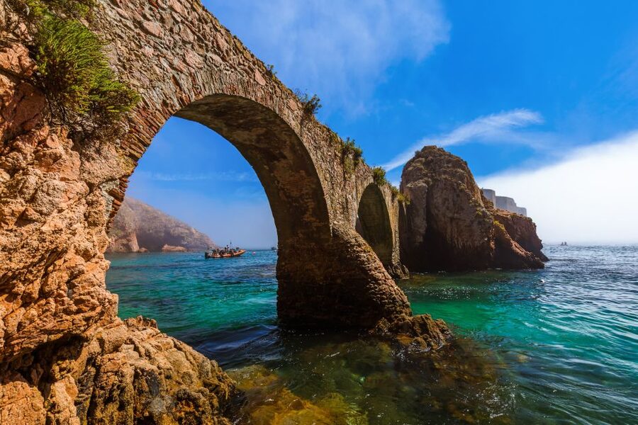 Peniche: Berlengas Roundtrip and Glass-Bottom Boat Cave Tour - Is the glass-bottom boat worth paying for?