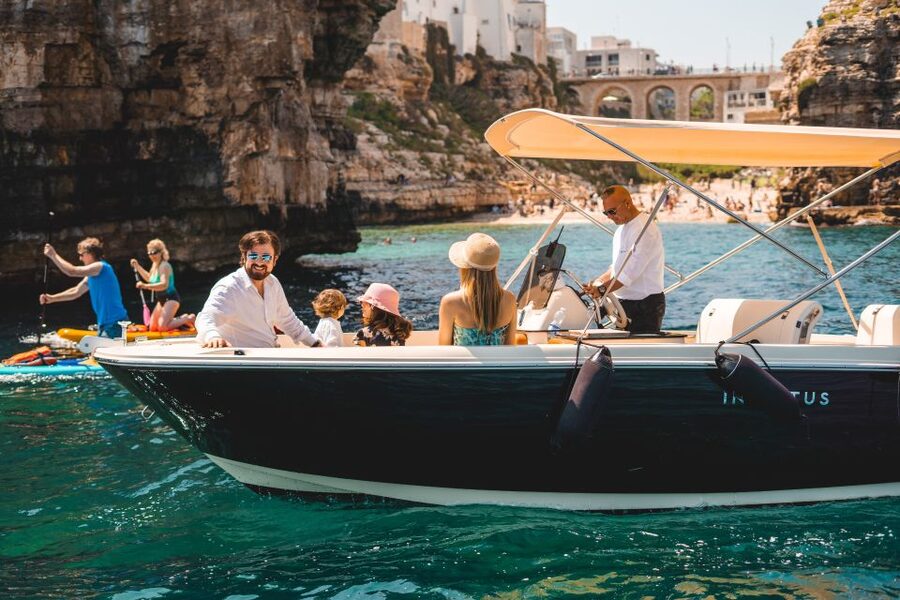 Polignano a Mare: Boat Cruise to Scenic Caves with Prosecco - Grotta Azzurra and Grotta delle Rondinelle