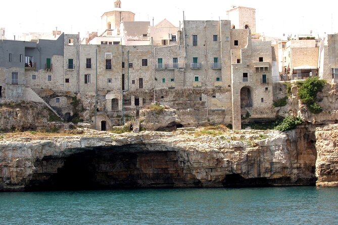 Polignano a Mare boat tour emotions, caves, diving and appetizers - Weather, cancellations, and sea conditions