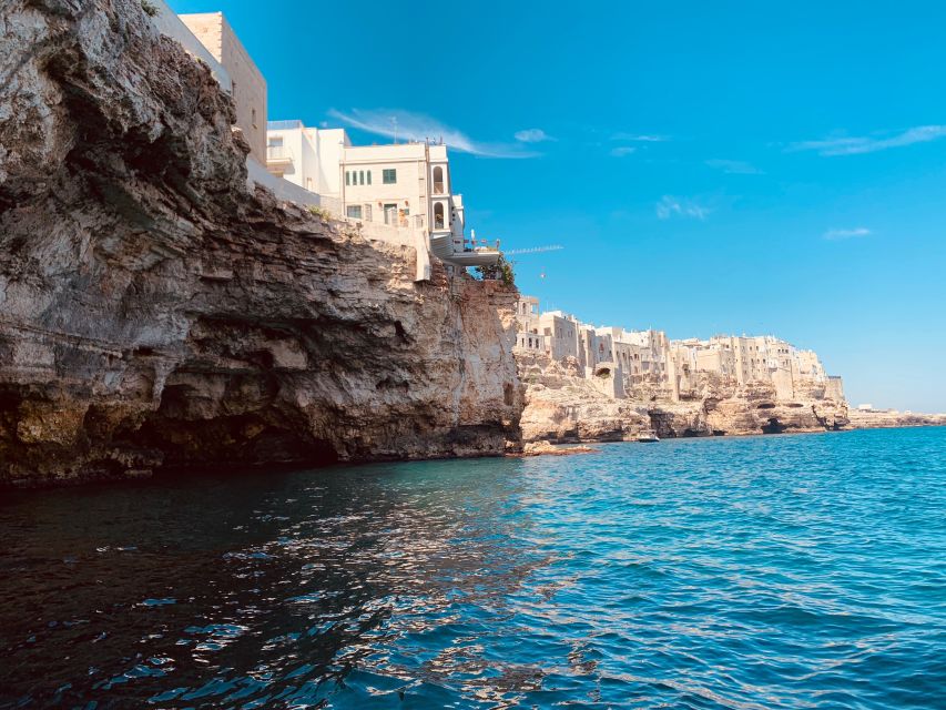 Polignano a Mare: Cave Boat Tour with Aperitif - Prosecco, snacks, and the sunset option