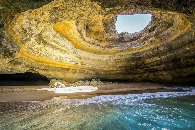 Portimão: Benagil Caves Speed Boat Tour with Sunset Option - Key points at a glance