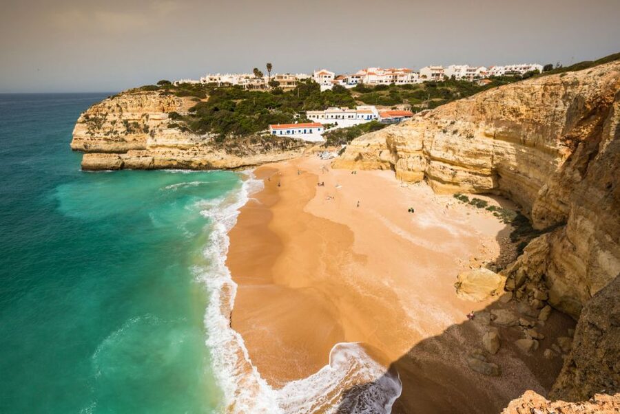 Portimão: Benagil Sea Caves Speedboat Adventure Tour - How the sea affects the experience