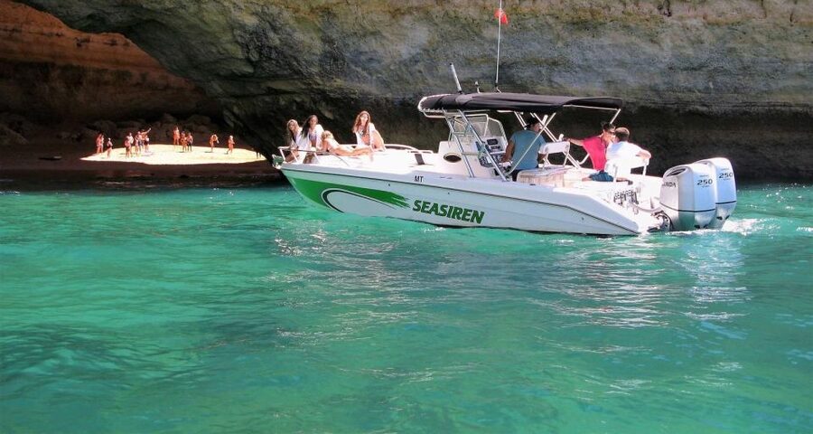 Portimão: Private Benagil Cave Boating Tour - The 30-minute stop is where you set the pace