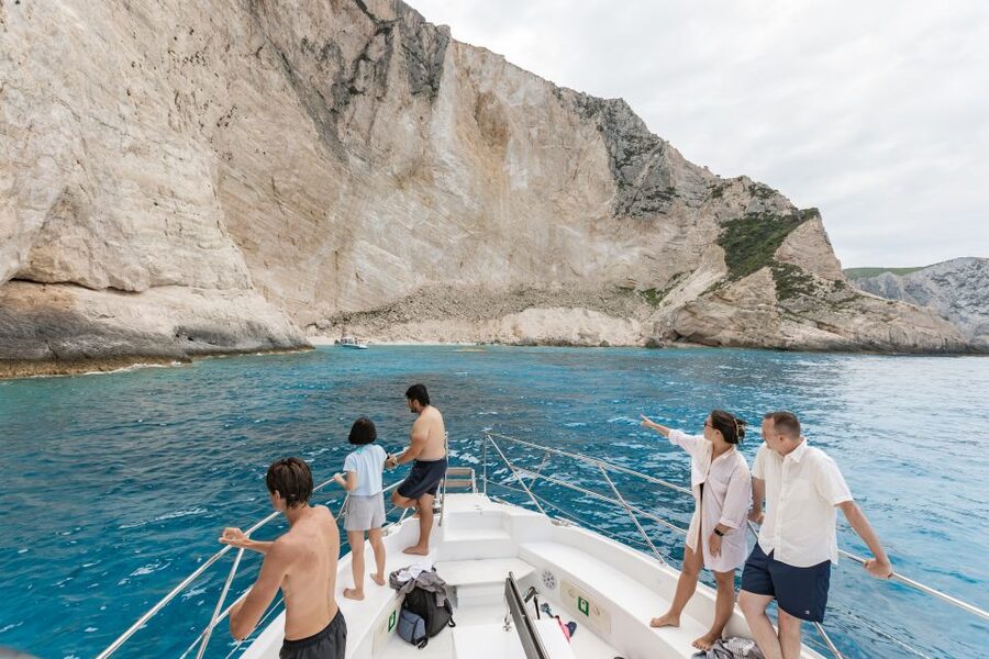 Porto Vromi: Shipwreck, Caves, & White Beach Swimming Cruise - Boat size, music, and the general mood