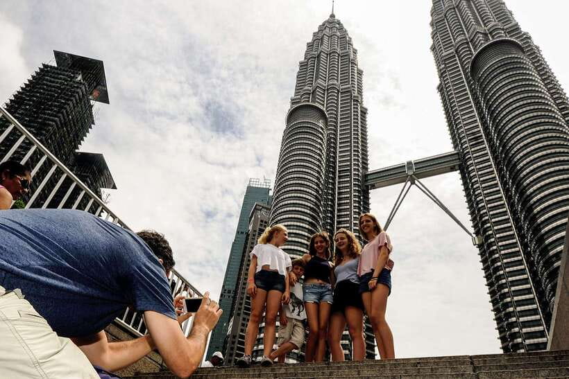 Private KL City Tour with Petronas Twin Towers & Batu Caves - Five useful things to know before booking