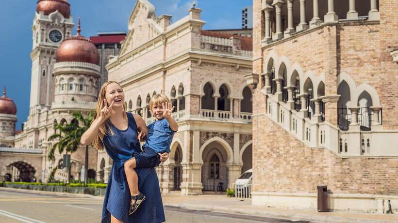 Private KL City Tour with Petronas Twin Towers & Batu Caves - Practical advice for a smoother day