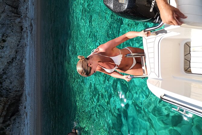Private Luxury 6.5m 140hp Speedboat cruise Shipwreck & Blue Caves - Price, group size, and the real value
