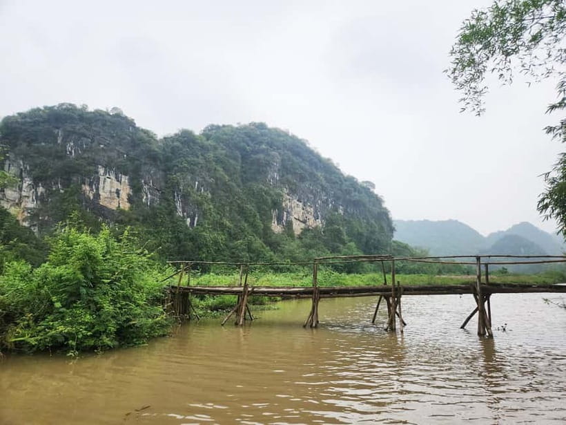 Private Tour: Hoa Lu/Bai Dinh - Trang An - Tam Coc -Mua Cave - Mua Cave and the Ngoa Long Mountain climb