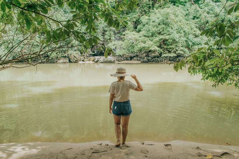 Puerto Princesa: Underground River, Zipline, Paddleboat Tour - The long road from Puerto Princesa to Sabang