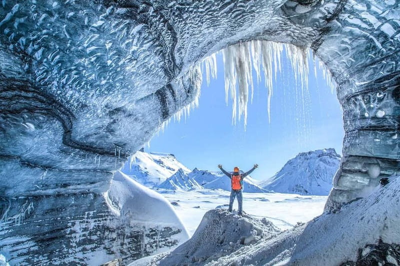 Reykjavik: Katla Ice Cave & South Coast Tour - The long road south from Reykjavík