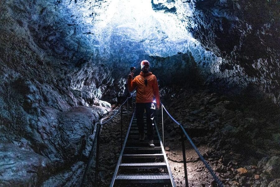 Reykjavik: Snæfellsnes Day Trip with Vatnshellir Lava Cave - Borgarnes gives you a useful first pause