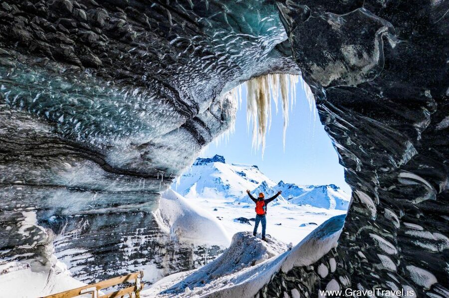 Reykjavik: South Coast and Katla Ice Cave Small Group Tour - Seljalandsfoss: a waterfall with a back door