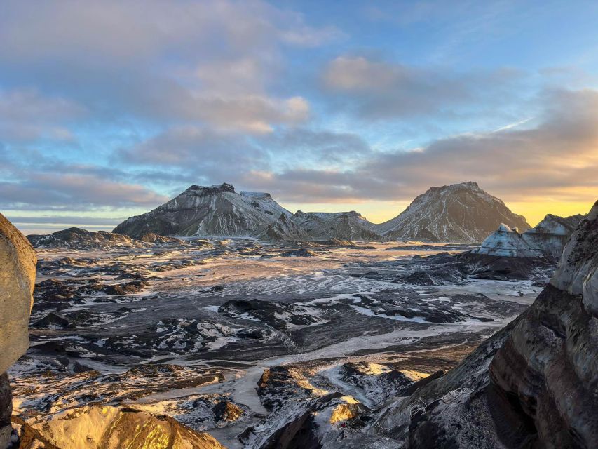 Reykjavik: South Coast and Katla Ice Cave Small Group Tour - Vík: a useful pause, not a full town visit