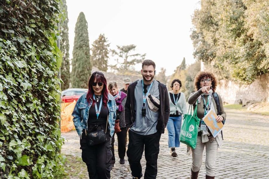 Rome: Appian Way, Aqueducts, and Catacombs Tour - Walking the ancient Appian Way