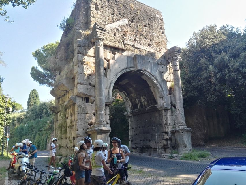 Rome: Appian Way Aqueducts Bike Tour (UPG Catacombs & Lunch) - Starting near the Colosseum and leaving Rome behind
