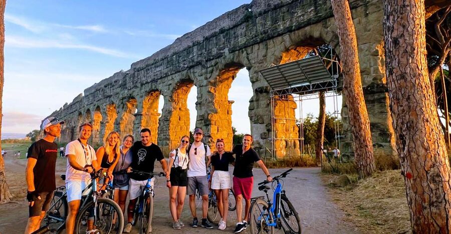 Rome: Appian Way & Catacomb Sunset E-bike Tour with Aperitif - From Porta San Sebastiano to the ancient Appian Way