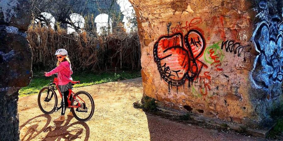Rome: Appian Way & Catacomb Sunset E-bike Tour with Aperitif - Starting at Viale Aventino near Circus Maximus