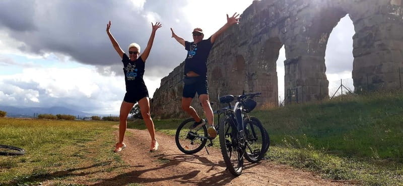 Rome: Appian Way, Catacombs & Aqueducts by eBike + Transfer - What the e-bikes and equipment are like