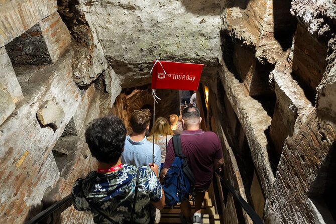 Rome Catacombs & Capuchin Crypts VIP Group Tour with Transfers - Group management and the return to Piazza Barberini