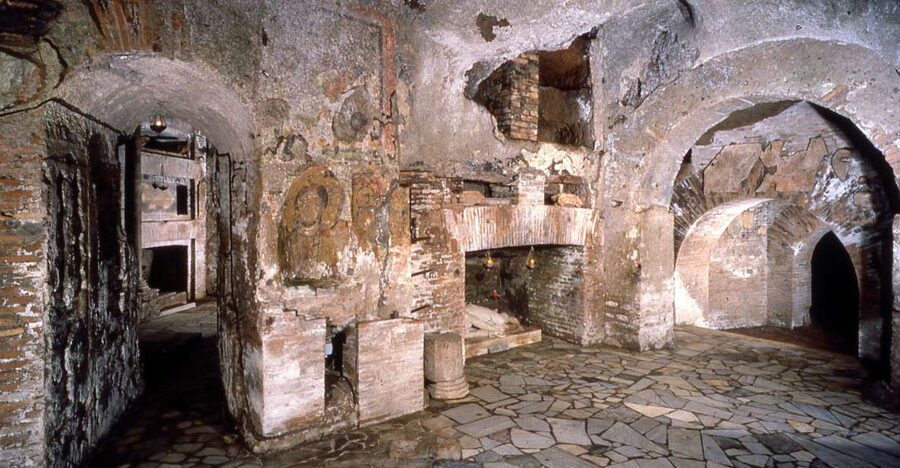 Rome: Catacombs of St. Callixtus Entry Ticket & Guided Tour - Ancient frescoes and Area I