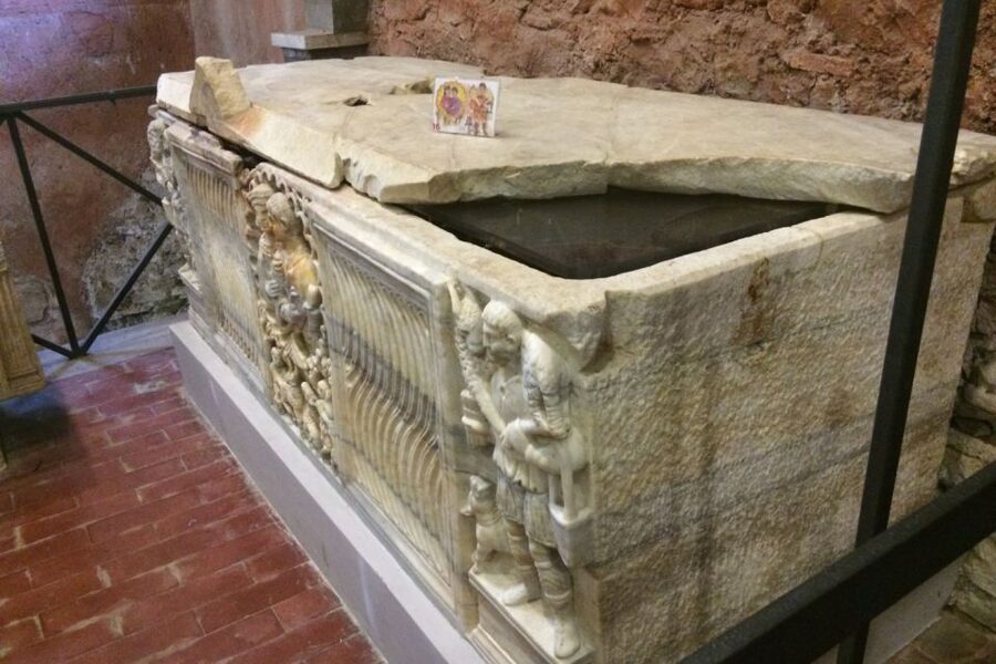 Rome: Catacombs of St. Sebastian Entry Ticket & Guided Tour - What the 30-minute visit actually covers