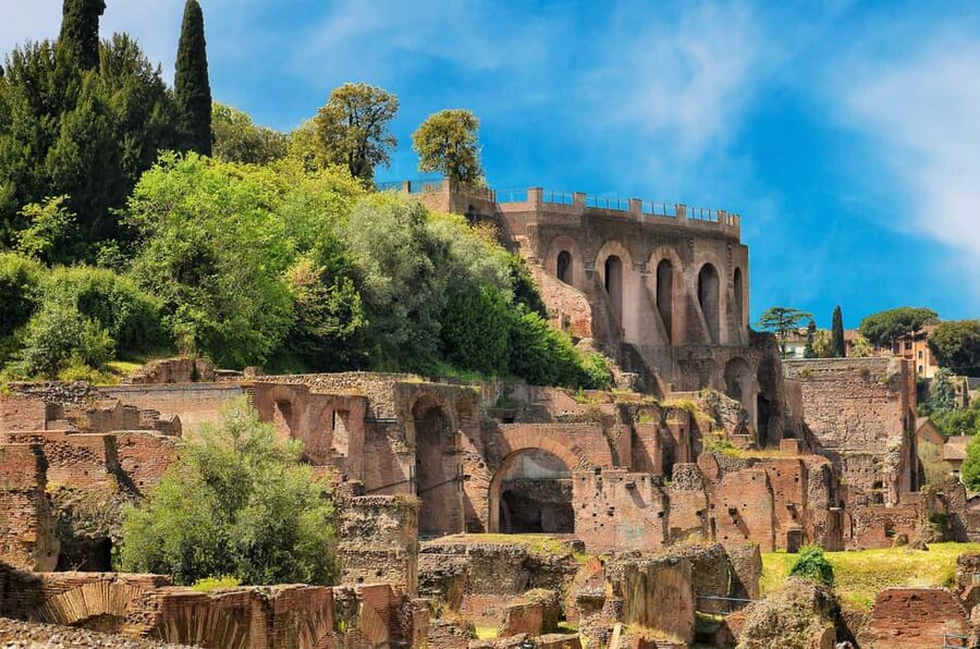 Rome: Colosseum Underground and Arena Floor Tour - What the underground passageways reveal