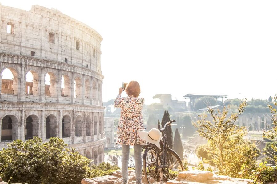 Rome: Colosseum Underground, Arena & Forum Tour - The guides make or break the experience