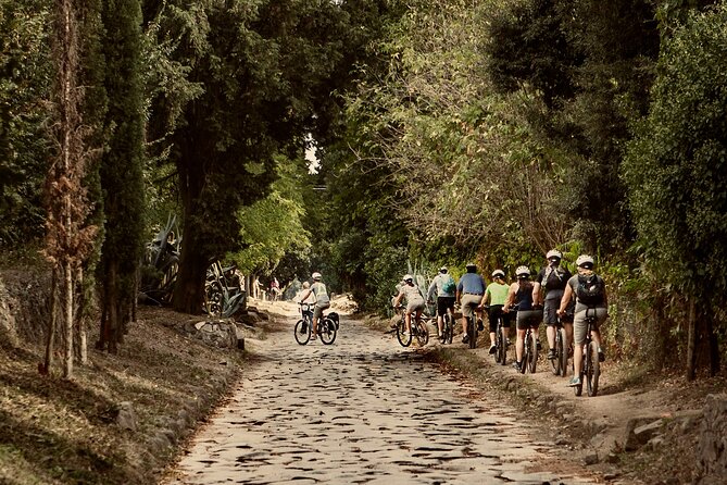 Rome EBike Tour: Appian Way, Catacombs & Roman Aqueducts - Porta San Sebastiano and the first Roman defenses