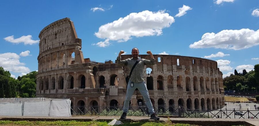 Rome: Exclusive Colosseum Underground and Roman Forum Tour - The value of a six-person group