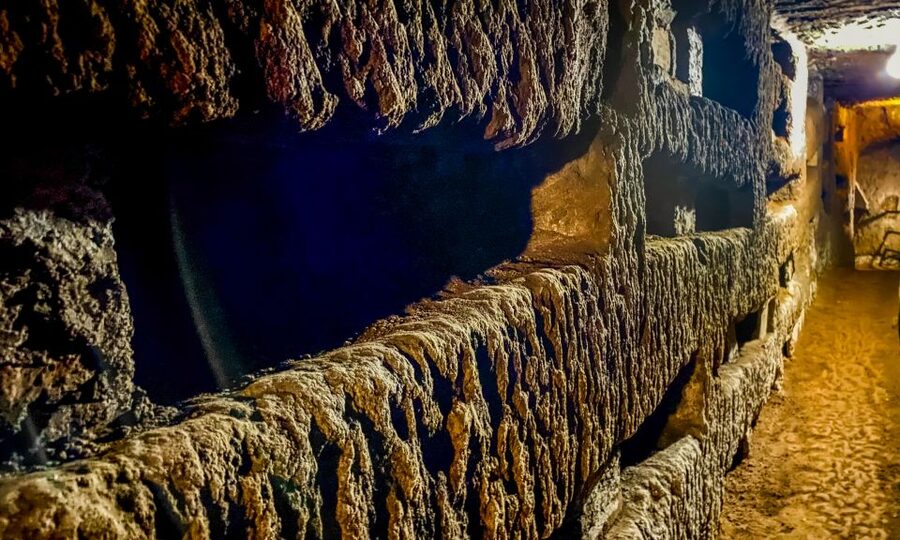 Rome: Guided Roman Catacombs Tour with Transfers - Practical clothing and packing advice