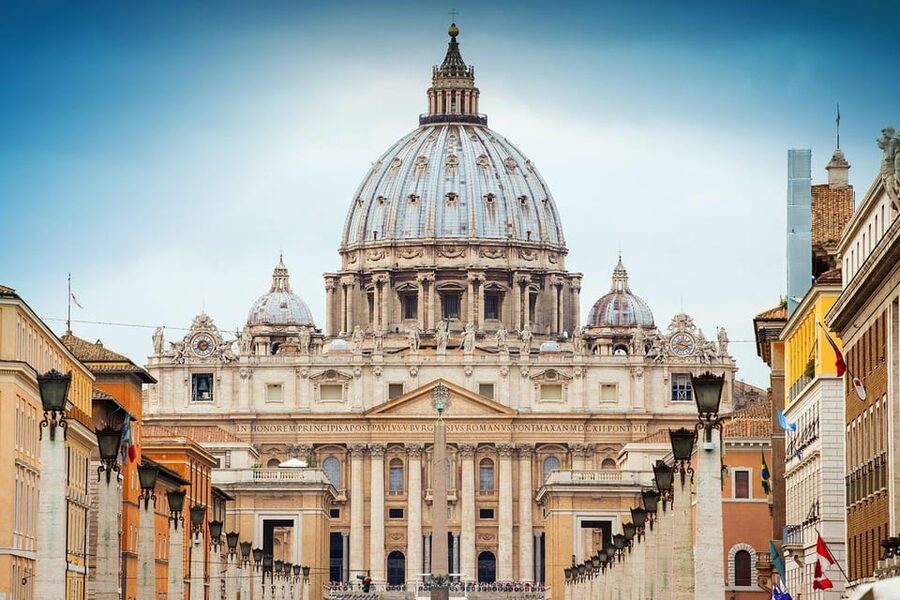 Rome: St. Peter's Basilica, Dome, and Vatican Grottoes Tour - The Vatican Grottoes below the church