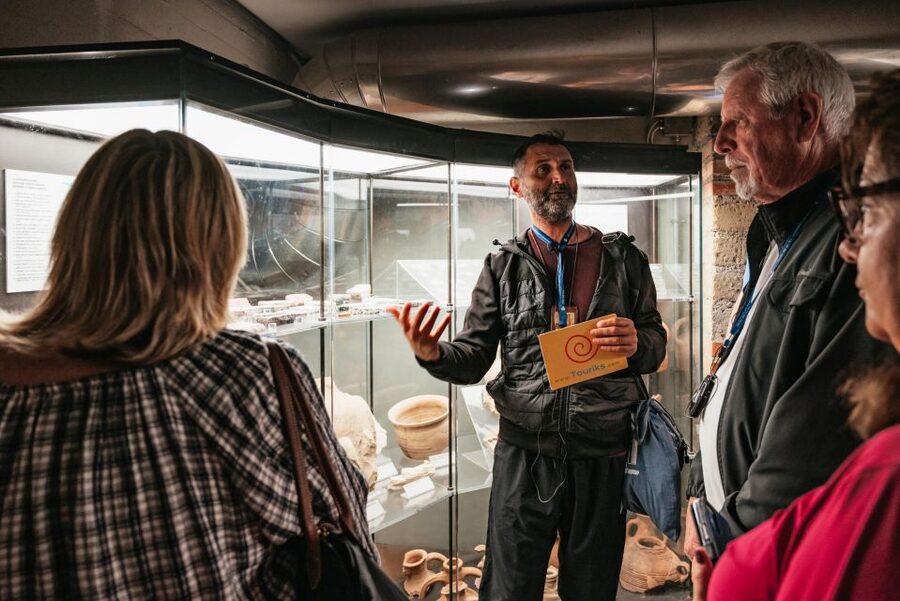 Rome: Trevi Fountain and Underground Guided Tour - Who will enjoy this Trevi Fountain tour?