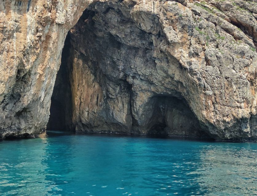 Santa Maria di Leuca: Caves Boat Tour - Should you book the Santa Maria di Leuca Caves Boat Tour?
