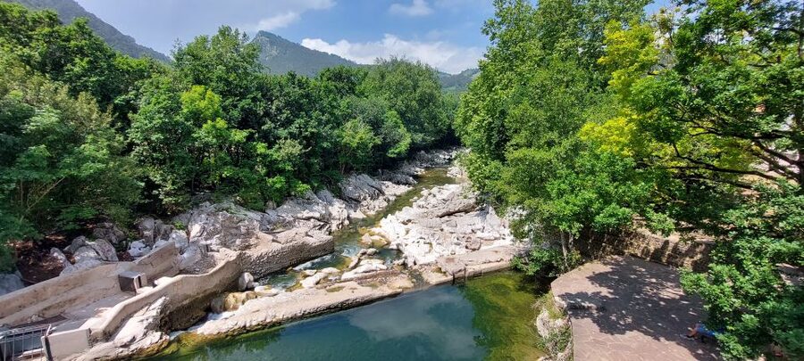 Santander: El Castillo Caves & Paleolithic Art Tour - The short walk to Las Monedas